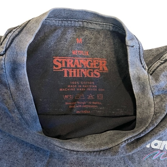 Netflix Black Starcourt Mall Tee - Picture 3 of 3